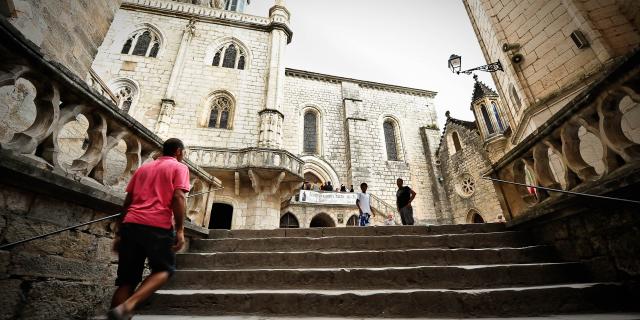 29-rocamadour-grand-escalier-nuit-146cochise-ory.jpg