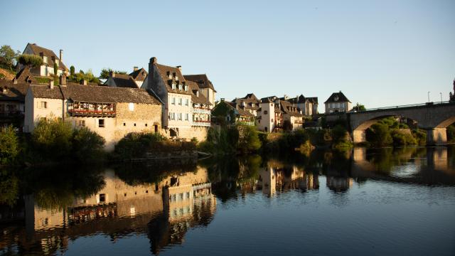 quais-riviere-dordogne-argentatmalikaturin-00009-1.jpg