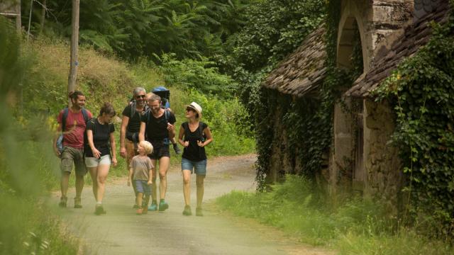 Randonnee Route Famille Argentat Malikaturin 4040