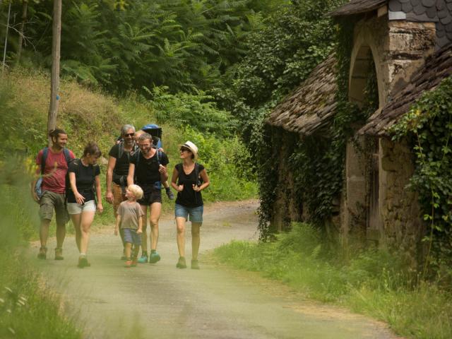 Randonnee Route Famille Argentat Malikaturin 4040