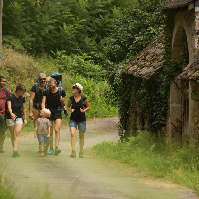 Randonnee Route Famille Argentat Malikaturin 4040