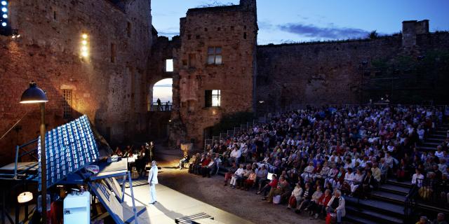 butterfly opera de puccini au chateau de castelnau. mise en scne o. desbordes