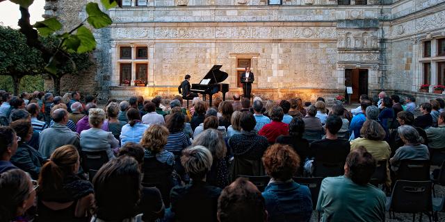 Chateau de Montal Melodrames par Michel Fau musique Liszt et Wagner