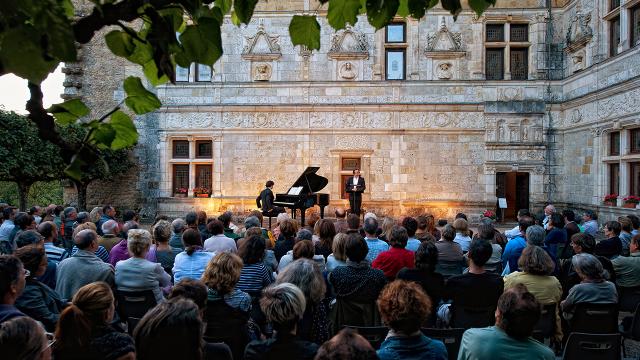 Chateau de Montal Melodrames par Michel Fau musique Liszt et Wagner