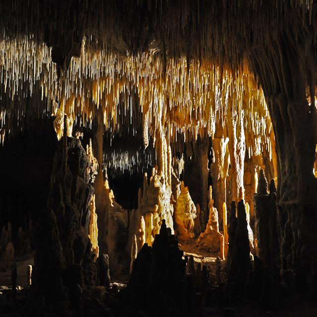 Grottes De Cougnac Gourdon Magnifique Salle.jpg