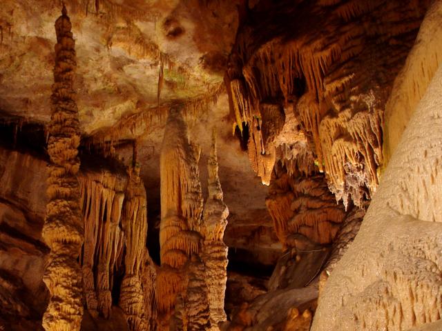 Grottes De Presque