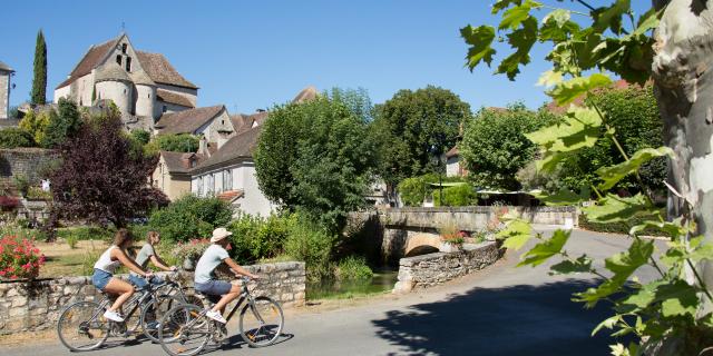 Vélo Village Creysse