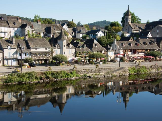 Les quais d'Argentat-sur-Dordogne