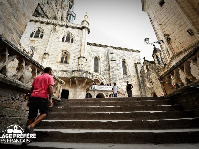 2012 08 19 Rocamadour Grand Escalier Nuit 146cotvd Cochise Ory.jpg