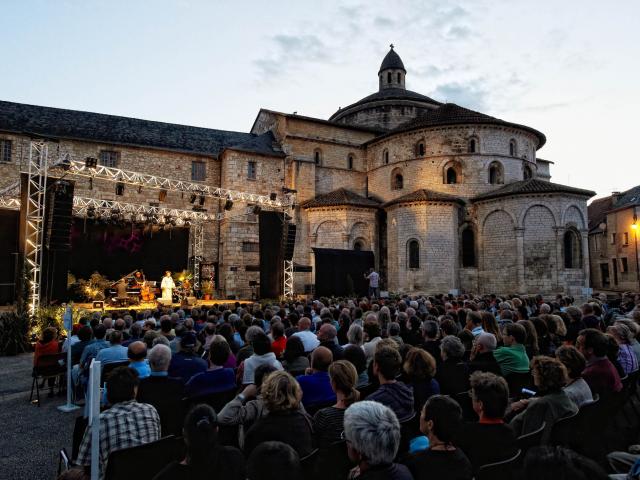 Souillac En Jazz Place De Betz.jpg