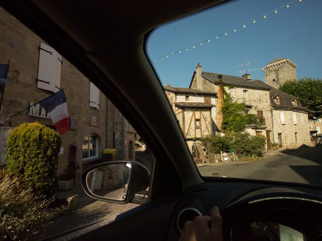 Voiture Village 0.jpg