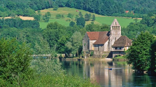 Correze - Beaulieu-sur-Dordogne, la chapelle des Penitents