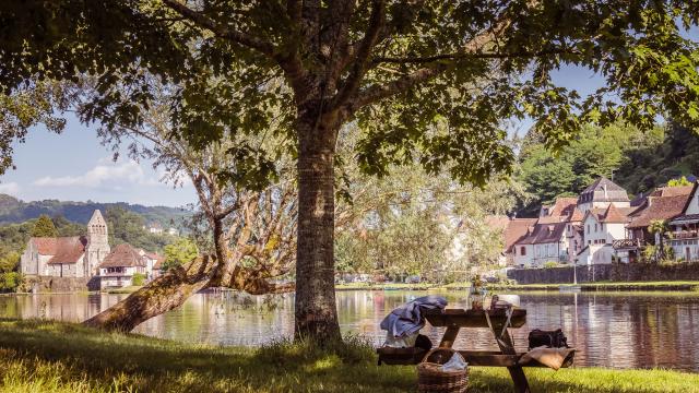 Apero Resquilhete Au Bord De Leau 1