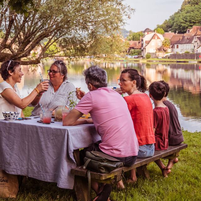 Apero Resquilhete Au Bord De Leau 6