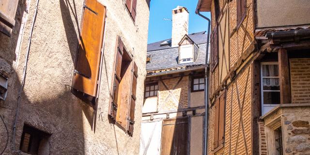 Dans Les Rues De Saint Céré © E. Gerbois Vallée De La Dordogne 18