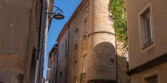 Dans Les Rues De Saint Céré © E. Gerbois Vallée De La Dordogne 8