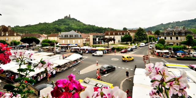 Marché De Saint Céré © C. Ory Vallée De La Dordogne