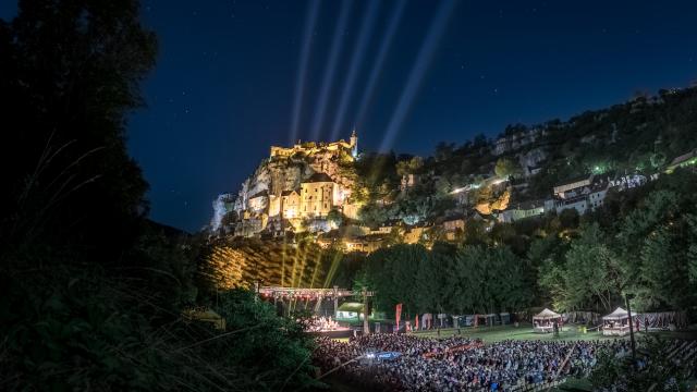 Concert Au Pied De La Cite Festival De Rocamadour Credits Louis Nespoulous