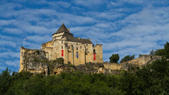 chateau-castelnaud-lachaud-2.jpg