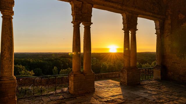 Château de Biron panoram au coucher de soleil