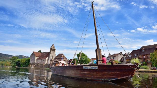 Gabare À Beaulieu ©romann Ramshorn Corrèze Tourisme