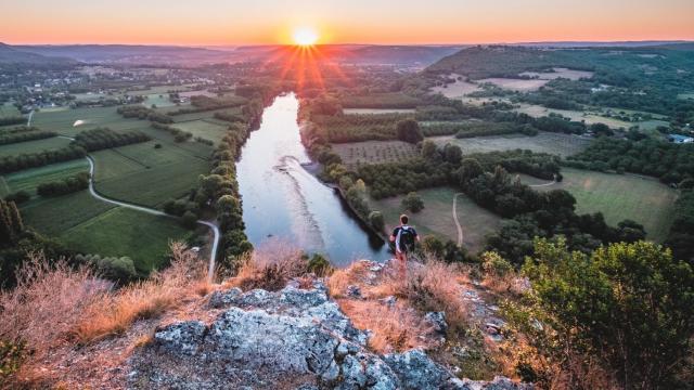 Lever De Soleil Sur La Vallee De La Dordogne Clot Tourisme Teddy Verneuil 1 1920x960 Crop 1615909432