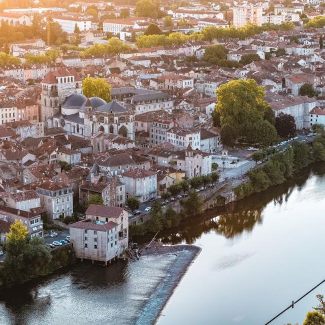 Vue Sur Le Vieux Cahors