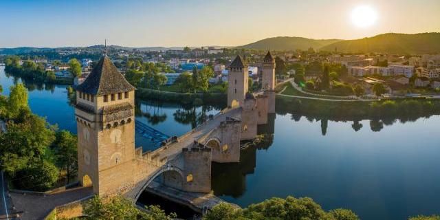 Vue Aerienne Du Pont Valentre A Cahors Christophe Bouthe Agence Vent Dautan