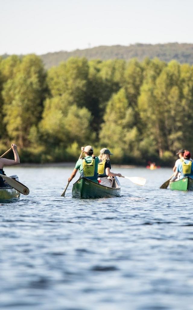 Canoës sur la Dordogne