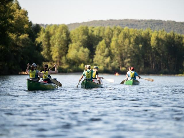 Canoës sur la Dordogne