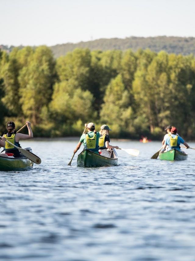 Canoës sur la Dordogne