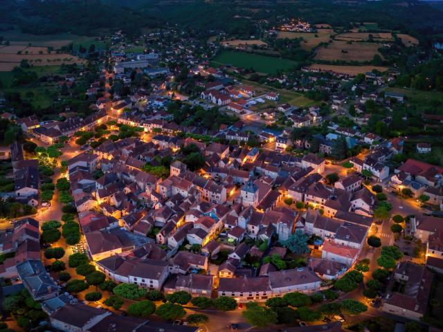 Web21 190916174830 Vue Aerienne Nocturne De Cajarc Christophe Bouthe Agence Vent Dautan 1920x1920