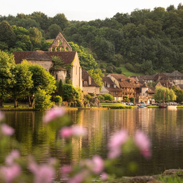 Beaulieu Sur Dordogne Dan Courtice