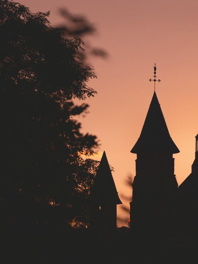 Collonges La Rouge Coucher De Soleil Dan Courtice