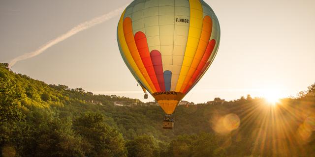 Montgolfière À Rocamadour Dan Courtice