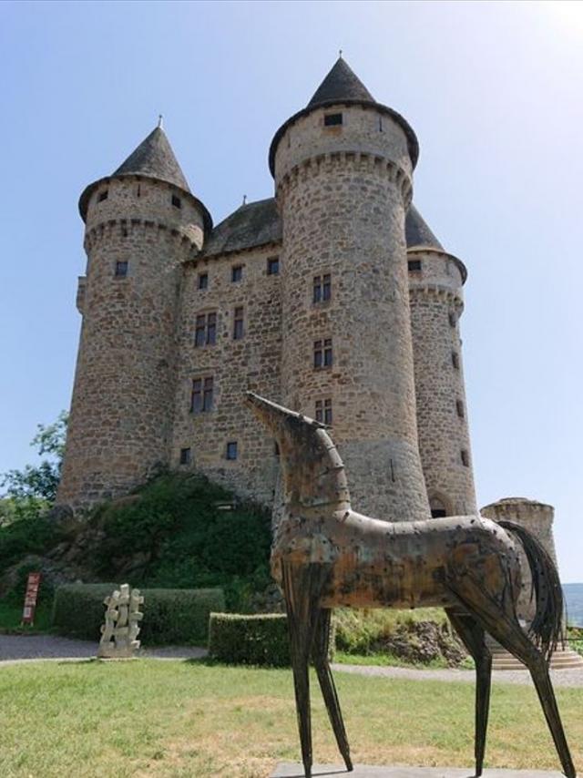 Cour Château De Val