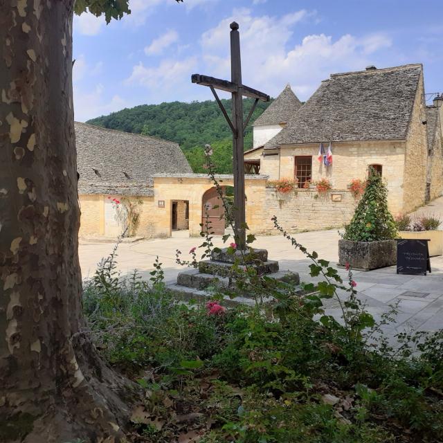 Mairie Coly Saint Amand