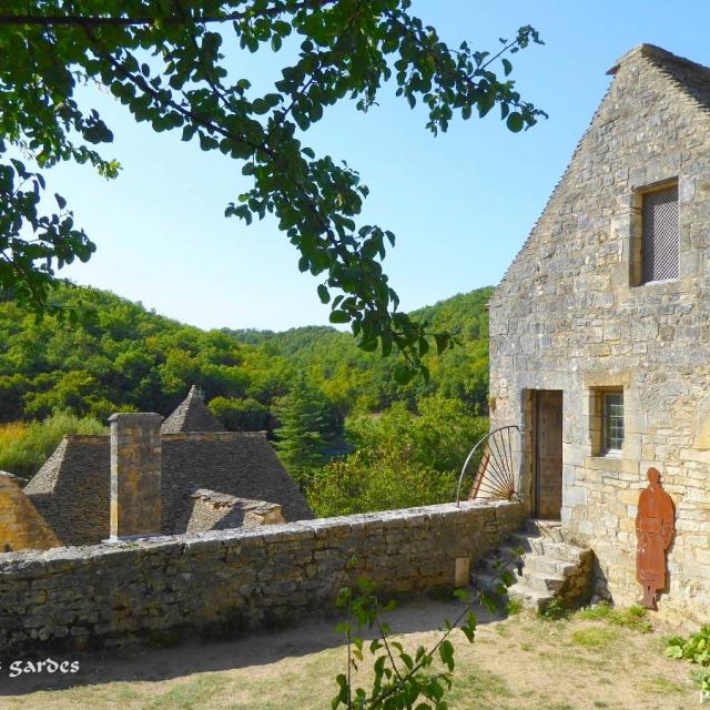 Maison des gardes - St Amand De Coly