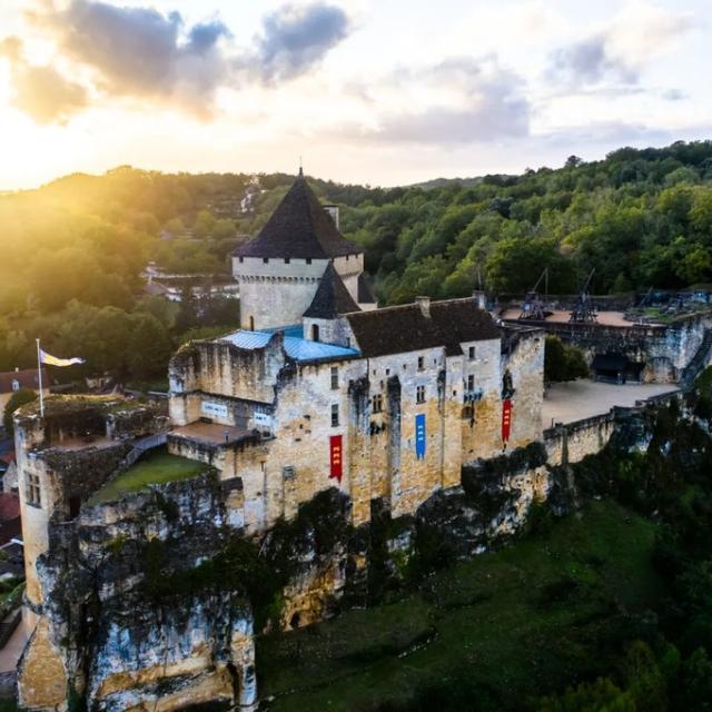 Instagram #chateaudecastelnaud