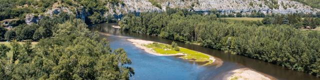 Ilots sur la Dordogne à Lacave