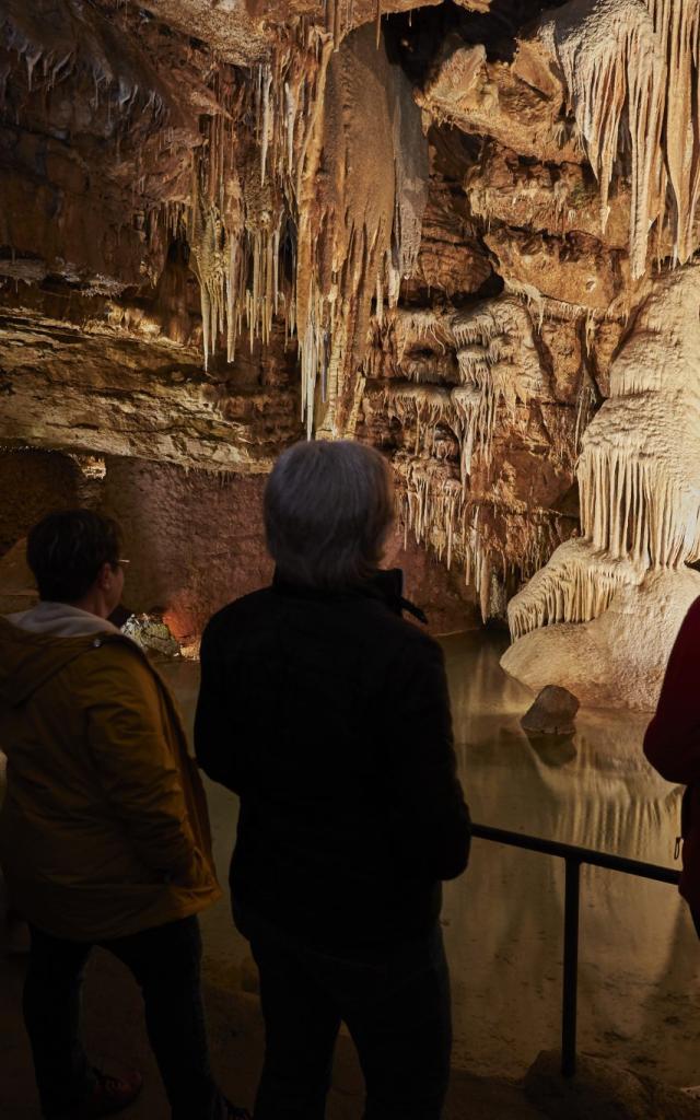 Grotte De Lacave