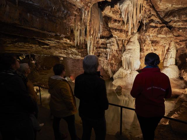 Grotte De Lacave