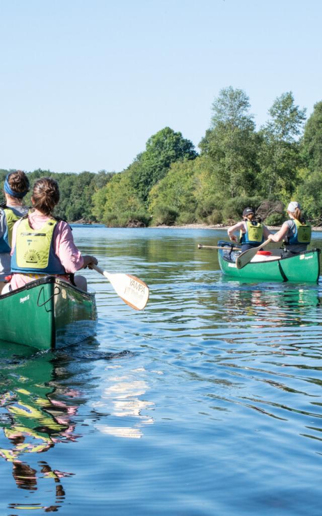 Canoës sur la Dordogne