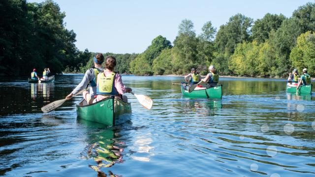 Canoës sur la Dordogne