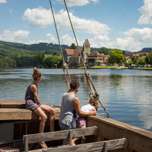 Beaulieu-sur-dordogne-MalikaTurin-2109.jpg-1920px.jpg