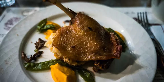 230928194732-Confit-de-canard-Marie-Morin-@perspectivesdevoyage.jpg