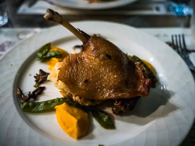 230928194732-Confit-de-canard-Marie-Morin-@perspectivesdevoyage.jpg