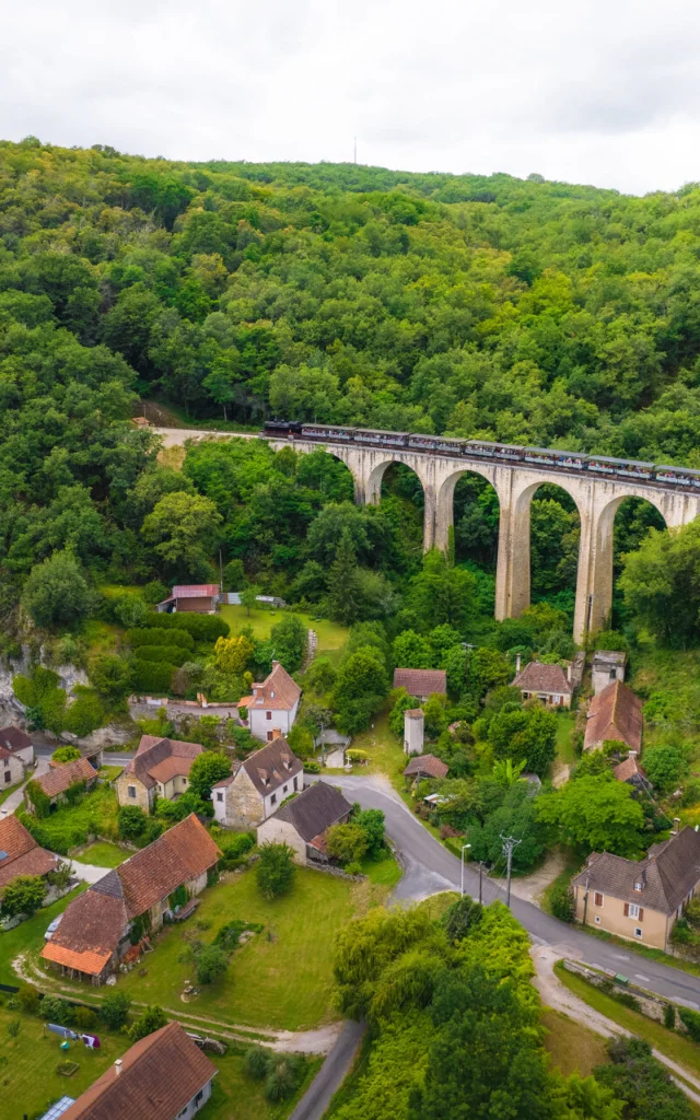 02412-OTVD-CC-BY-NCMaxime-Seimbille-Dronieguy.-Vallee-de-la-Dordogne.jpg-1920px.jpg