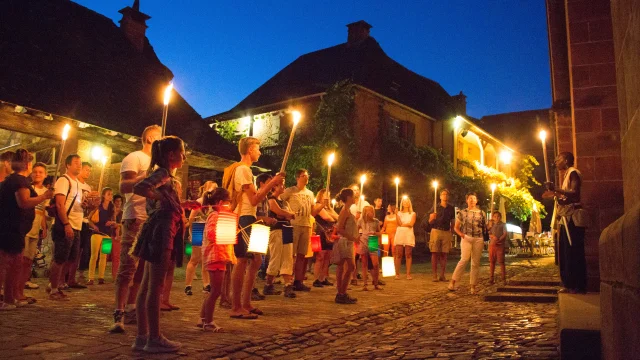 Visite nocturne à Collonges-la-Rouge