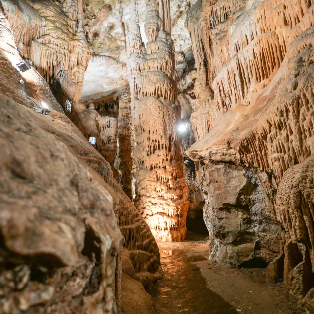 Grottes-de-Presque-Melanie-Petit.jpg-1920px.jpg